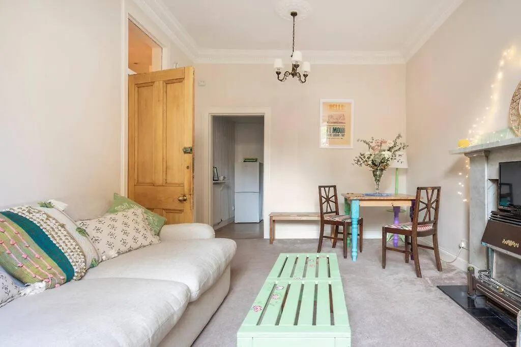 Charming Flat In Quiet Street In Stockbridge Apartment Edinburgh