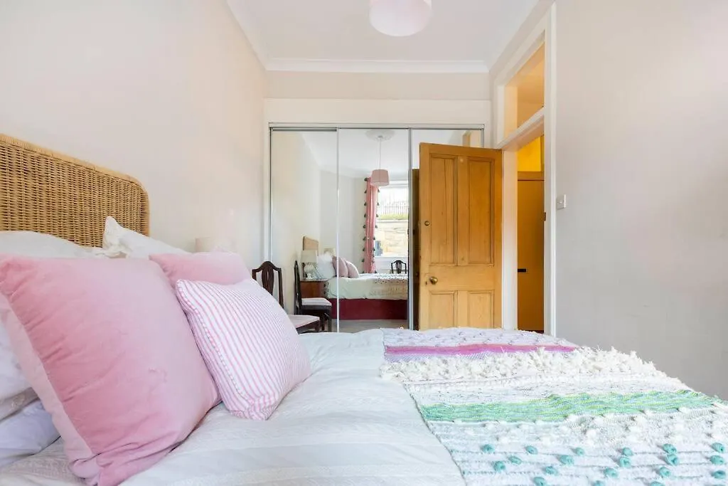 Charming Flat In Quiet Street In Stockbridge Apartment Edinburgh