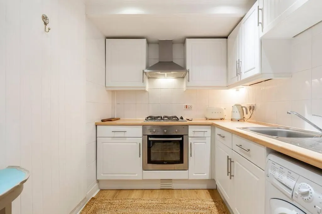 Charming Flat In Quiet Street In Stockbridge Apartment Edinburgh