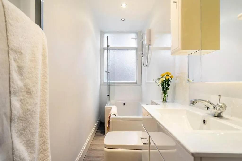 Charming Flat In Quiet Street In Stockbridge Apartment Edinburgh United Kingdom
